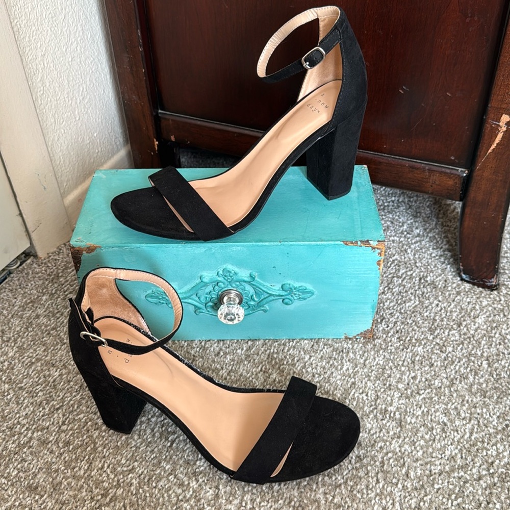 Black suede strappy 4 inch heels. Size 10W